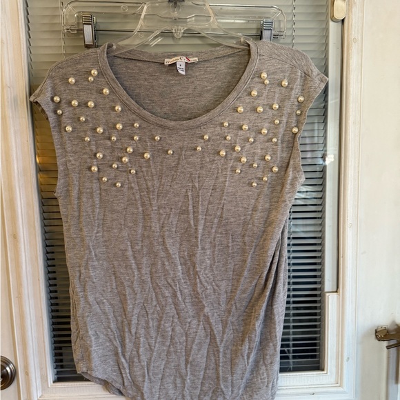 Moa Moa Gray Pearl Studded Short Sleeve Top - Picture 1 of 4
